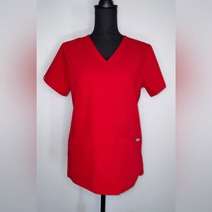 Fig scrub top - winning red